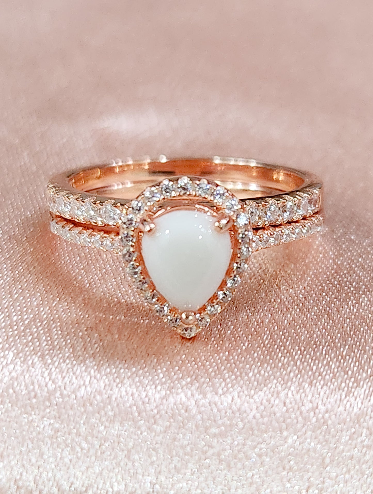 Juliet Simple Stacker