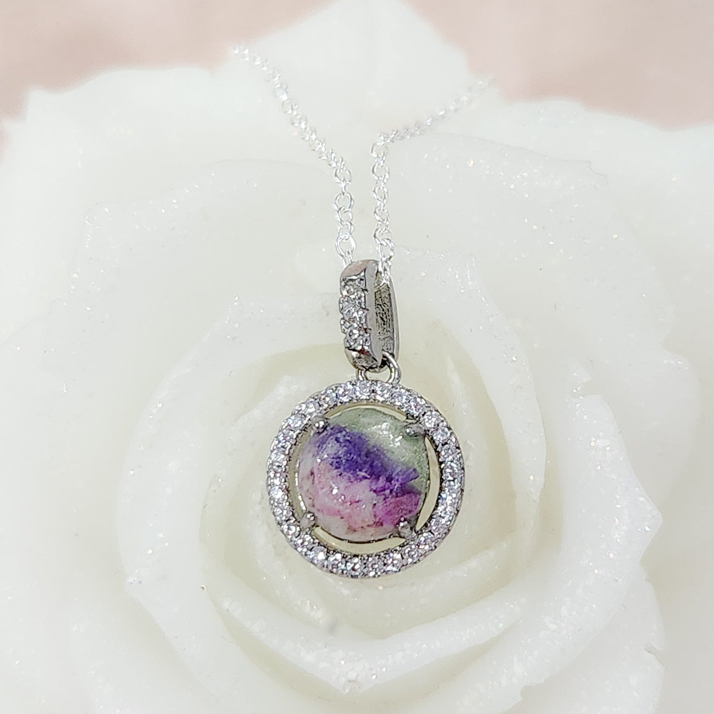 Arianna Pendant