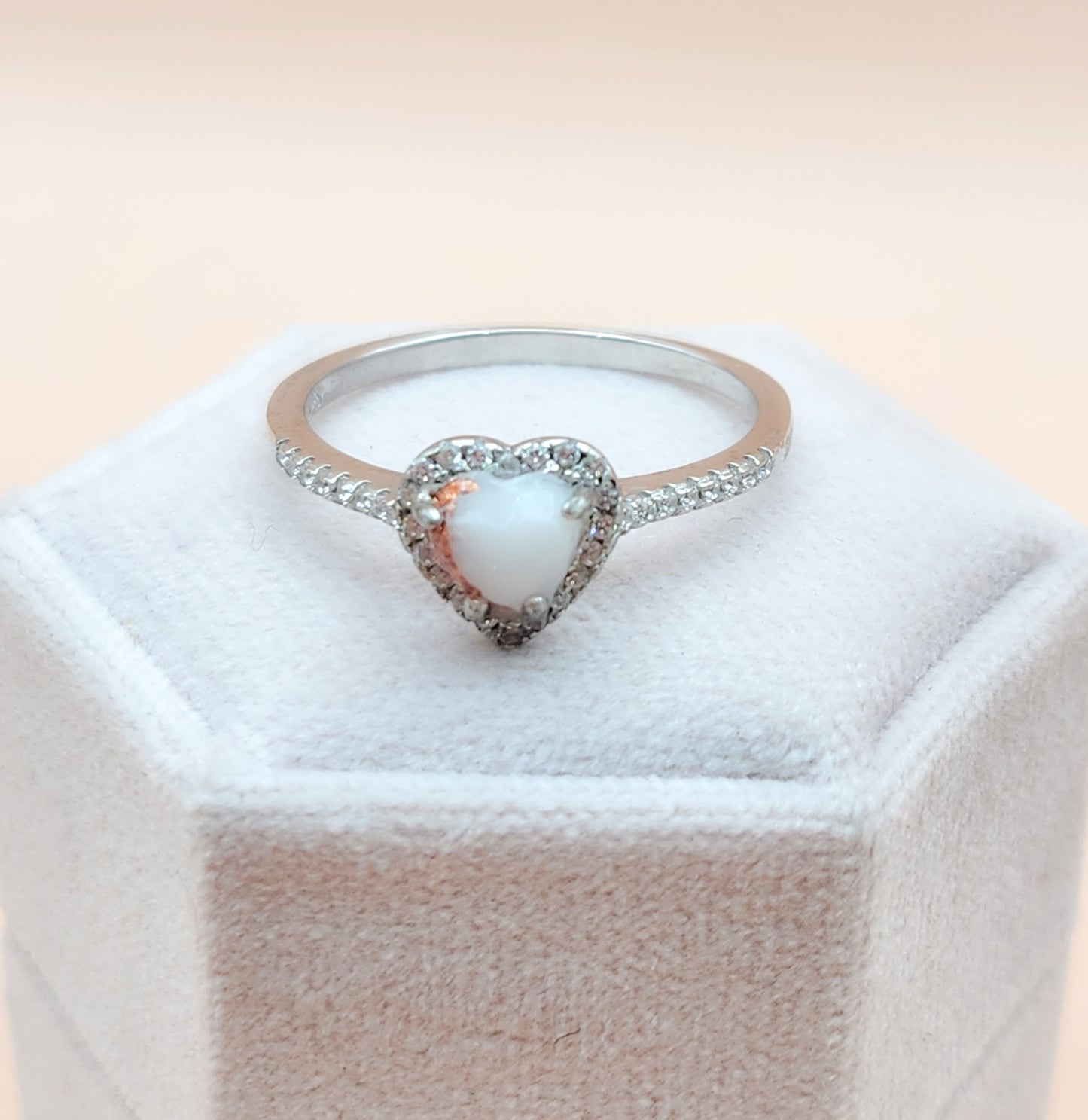 Amari Ring