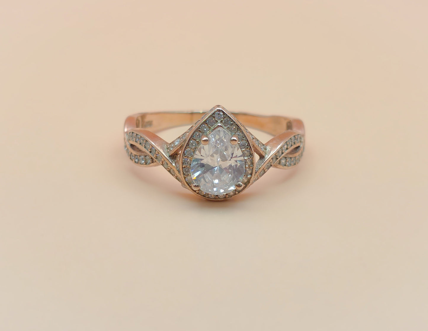 Pear Ring Size 13
