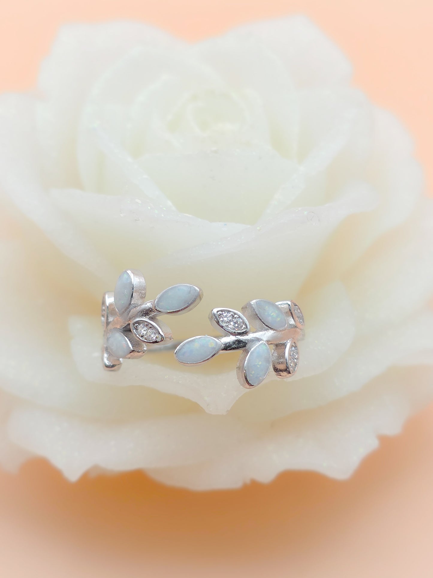 Ivy Ring