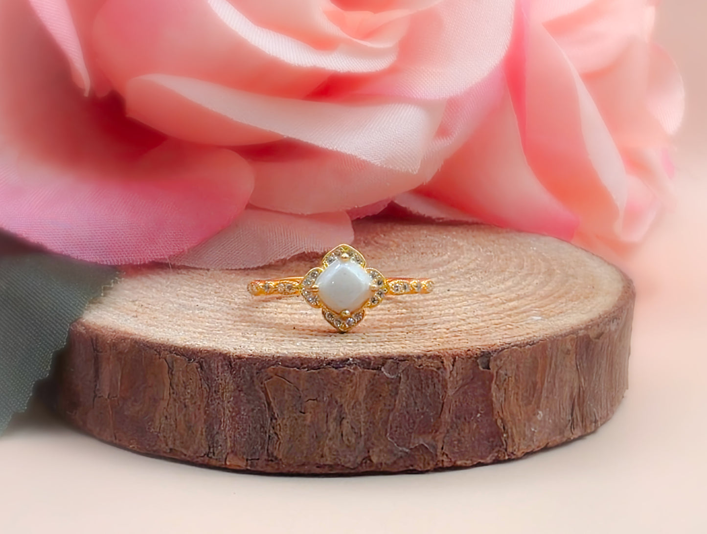 Cassandra Ring