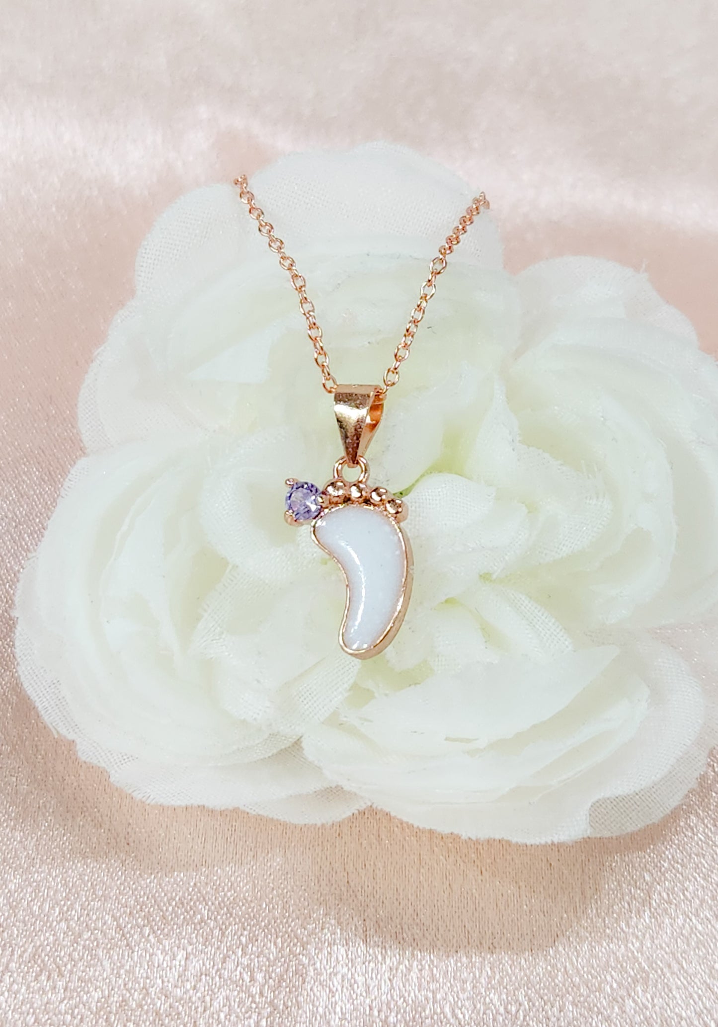Zoey Pendant