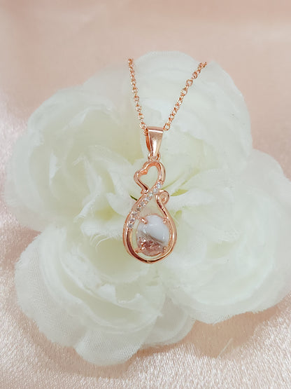Tiana Pendant