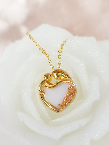 A Mothers Love Pendant