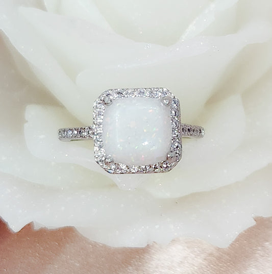 Felicity Ring