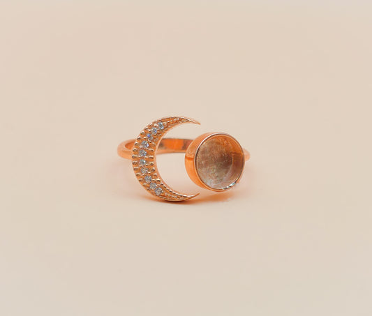 Luna Ring Size 8