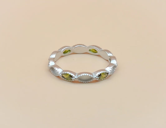 Isabella Ring Size 7 August