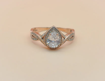 Pear Ring Size 13