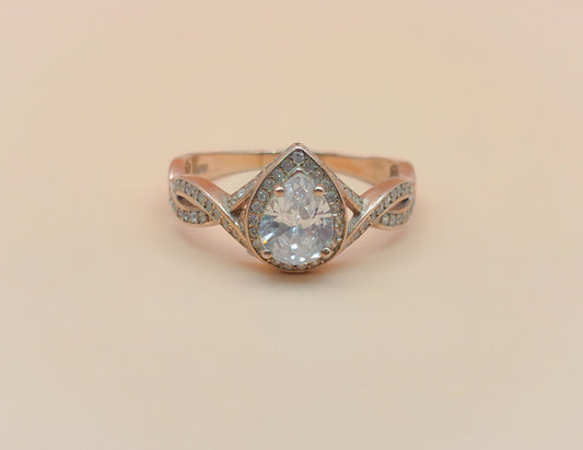 Pear Ring Size 13