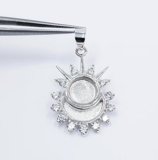 Lenora Pendant