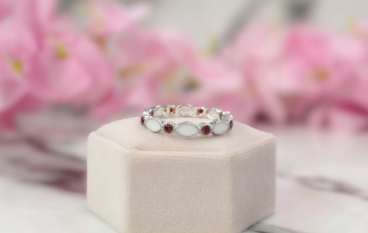 Analise Ring Size 8