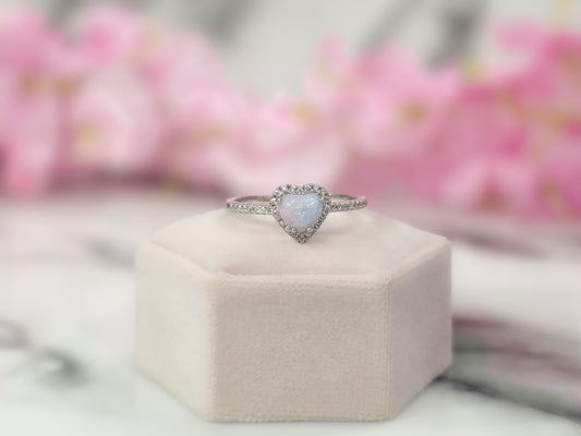 Amari Ring