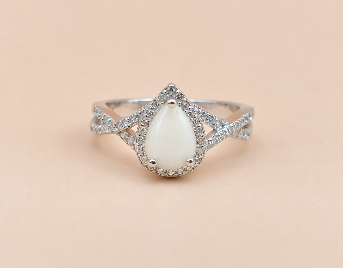 Pear Ring Size 7