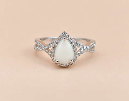 Pear Ring Size 7