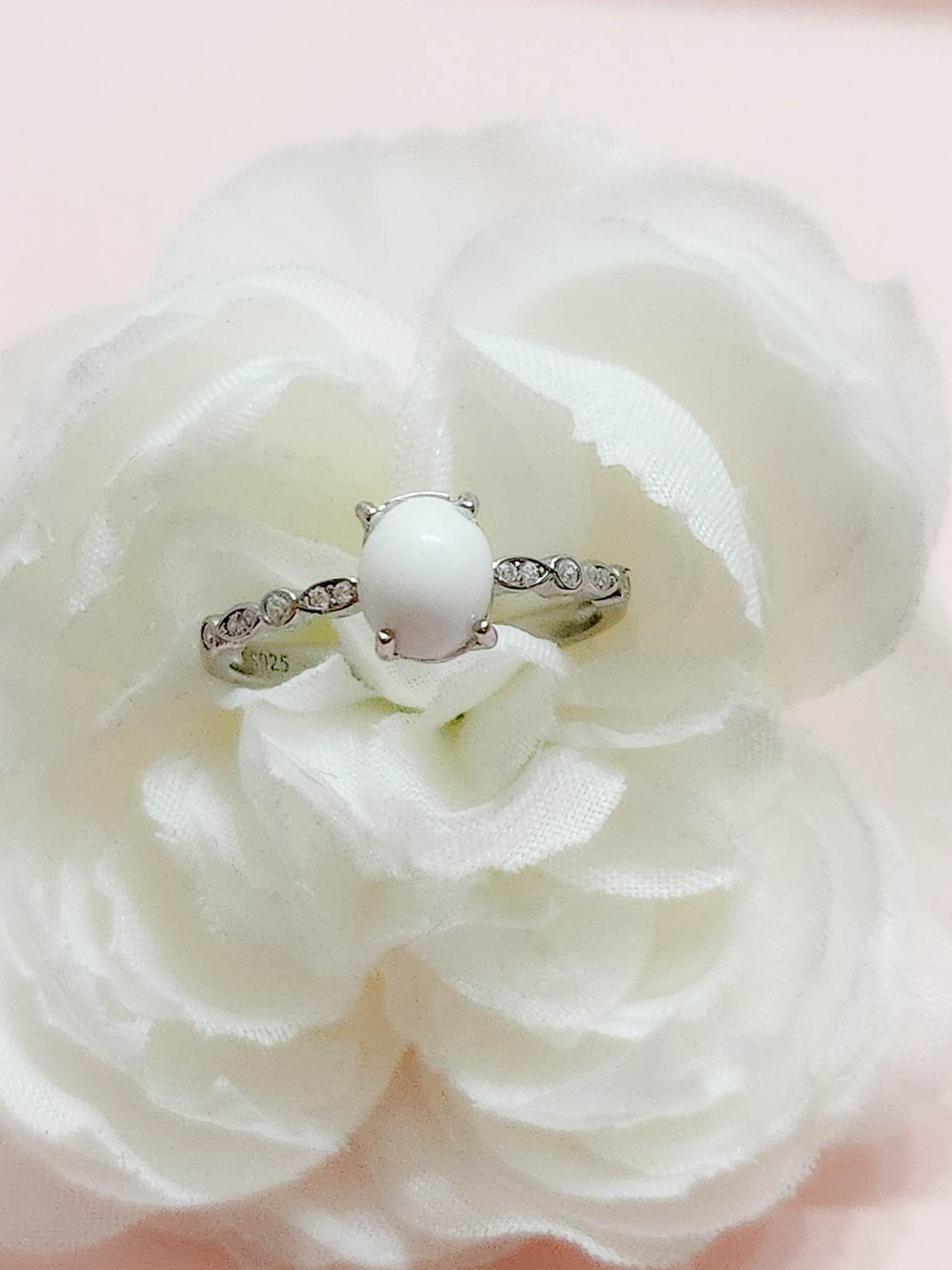 Delilah Breastmilk Ring 